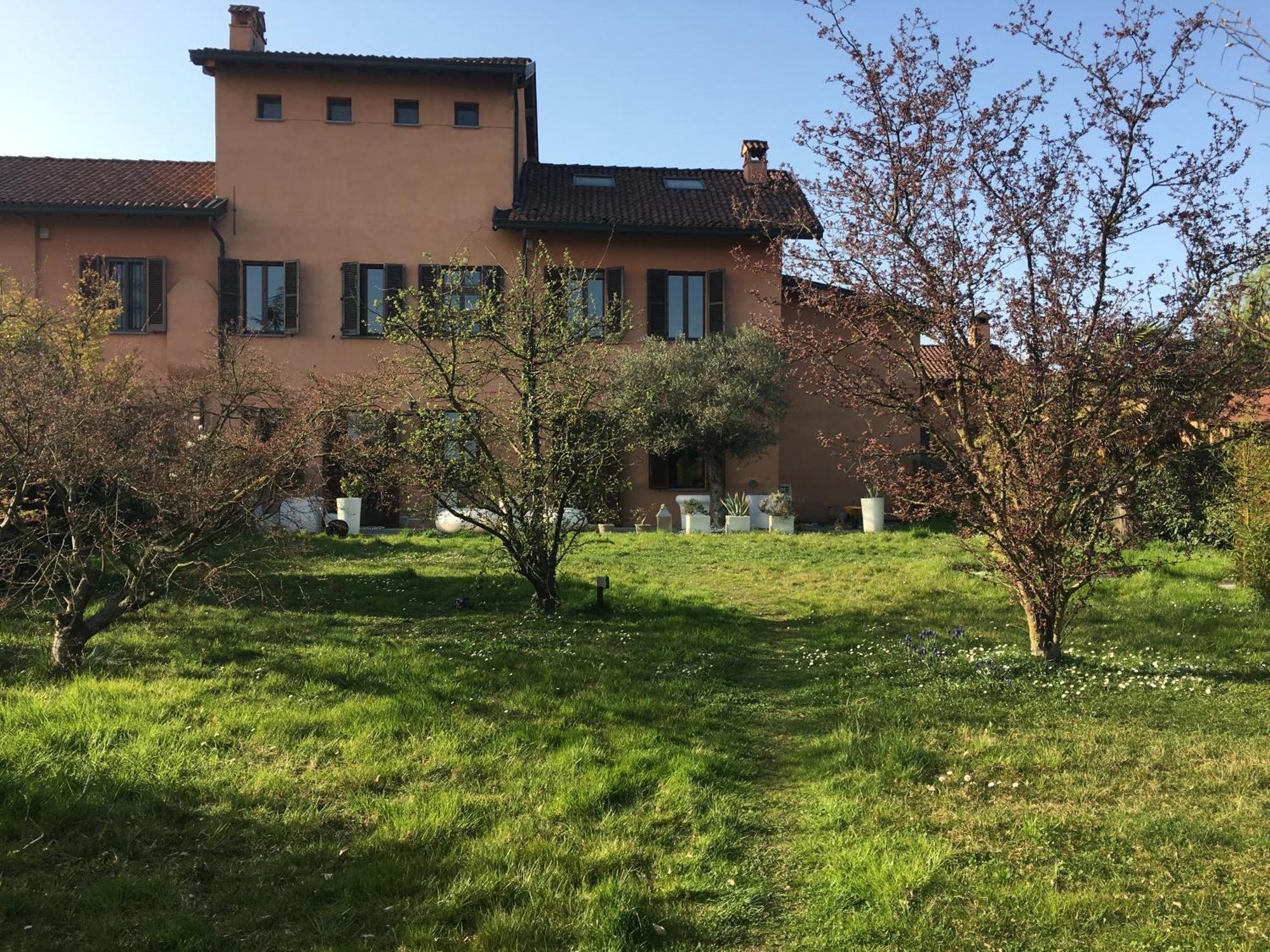 Cascina Torriggio Estates Hotel Rozzano Exterior photo